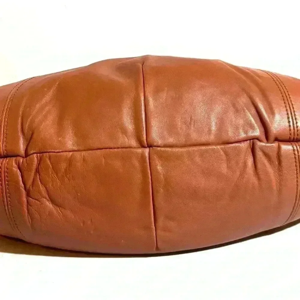 Falor brown leather shoulder handbag